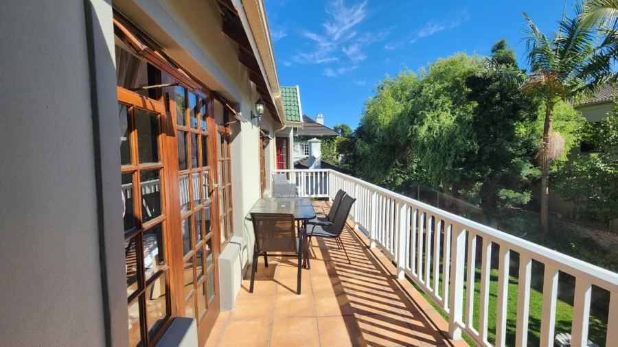 4 Bedroom Property for Sale in Heatherlands Western Cape